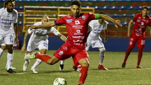 Álvaro Saborío, delantero estrella de San Carlos (ADSC Oficial)