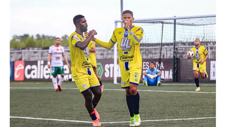 Iván Anderson abandona la U y parte hacia Sudamérica.