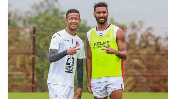 Gabriel Torres y Marcel Hernández en prácticas en el CAR (LDA Oficial)