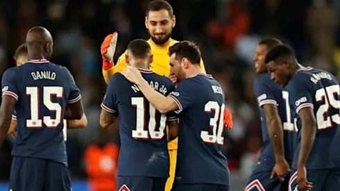 Junto a Lionel Messi, PSG informó a 5 futbolistas afectados por COVID-19