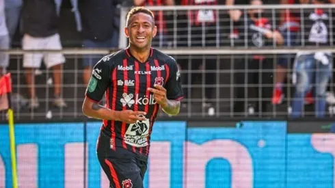 Alajuelense se dejará el 100% de la ficha de Gabriel Torres (LDA Oficial)
