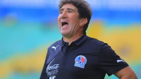 Héctor Vargas se postula para dirigir a Olimpia