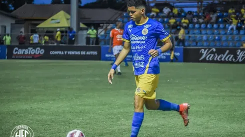 Jefferson Domínguez jugará en Europa.