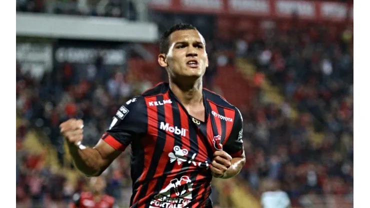 Oficial: Jurgens Montenegro regresa a la Liga Deportiva Alajuelense
