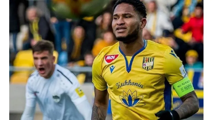 Erick Davis entre los jugadores con más titularidad en DAC.
