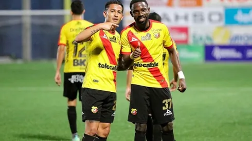 Gerson Torres y Keysher Fuller fueron compañeros de Yael López en Herediano (CSH Oficial)