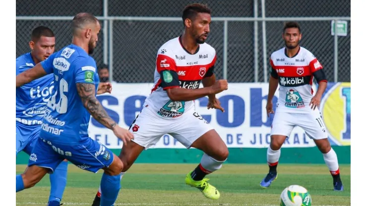 Marcek Hernández, delantero de LDA (LDA Oficial)