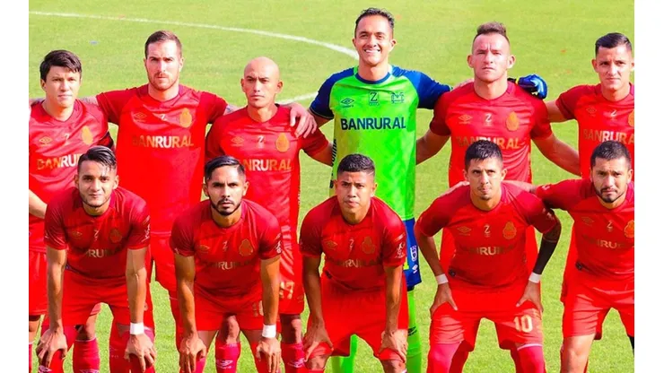 Municipal anuncia su primera baja