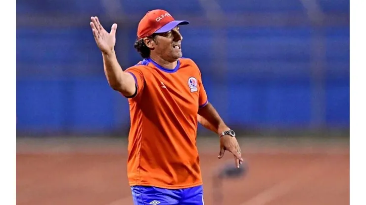 Pedro Troglio: "Olimpia es el más grande de Centroamérica"