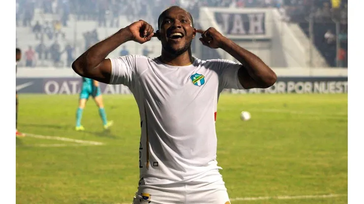 Juan Anangonó revela interés por parte de otros equipos