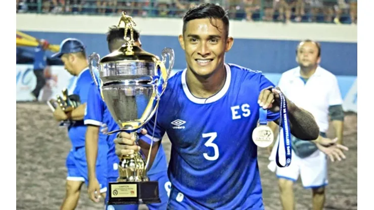 El Salvadoreño que no podrá jugar en Estados Unidos por haberle negado la visa