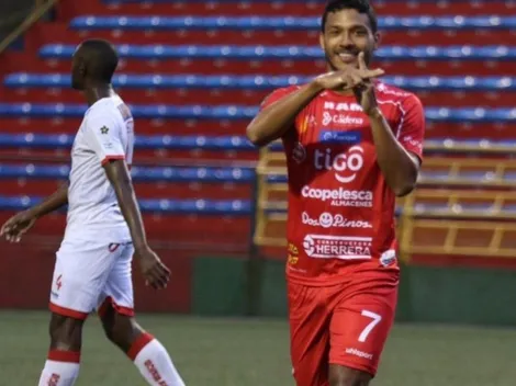 ¿Cada vez más cerca de Asia? Jorman Aguilar se despide de San Carlos