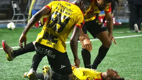 Herediano vence a Saprissa y se corona campeón en su centenario