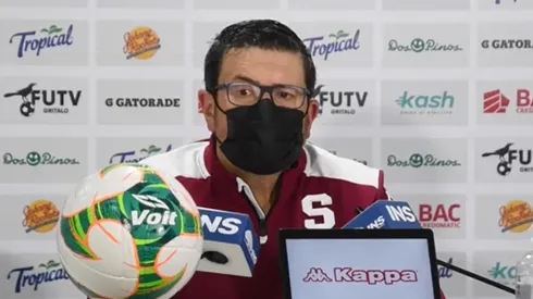 Iñaki Alonso en conferencia de prensa este jueves tras la derrota ante Herediano