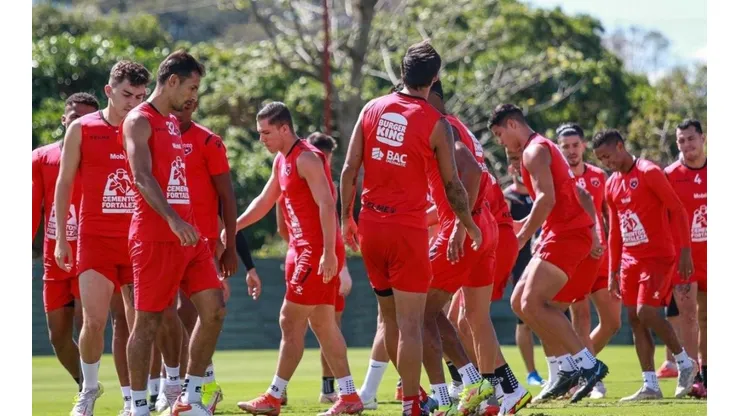 Alajuelense sufriría dos bajas más antes de que inicie el mercado de fichajes