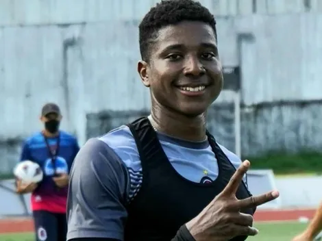 Ricardo Clarke es nuevo jugador del CD Plaza Amador