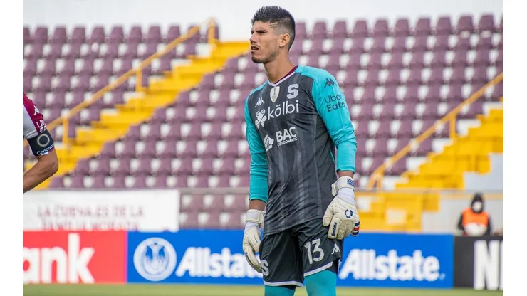 Aarón Cruz fue fundamental en el empate del Saprissa y Alajuelense
