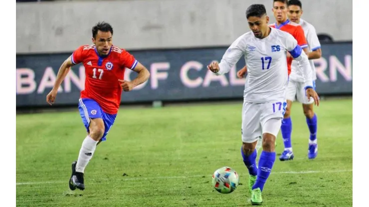 El Salvador pierde ante Chile en el último minuto