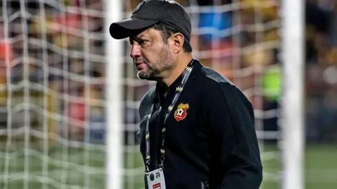 Jafet Soto: "No sé si hay árbitros en capacidad para pitarle a Herediano"