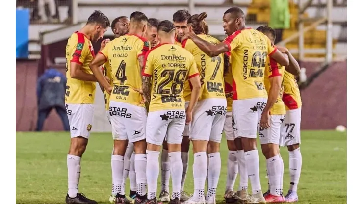 Herediano quiere sacarle un futbolista a Alajuelense