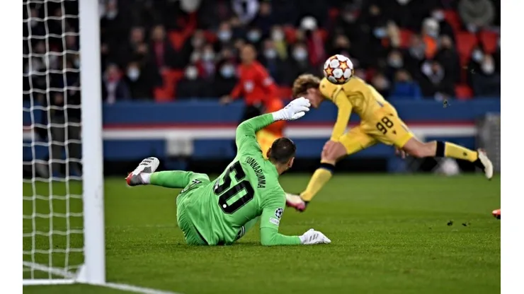 PSG con Gianluigi Donnarumma como titular goleó al Brujas en casa
