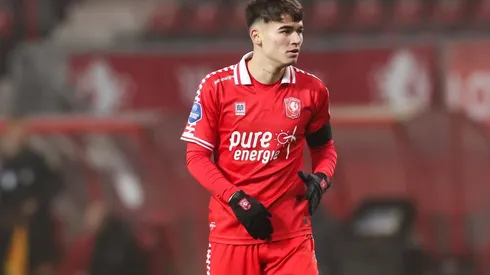 Manfred Ugalde fue pieza clave del Twente para vencer a Go Head Eagles