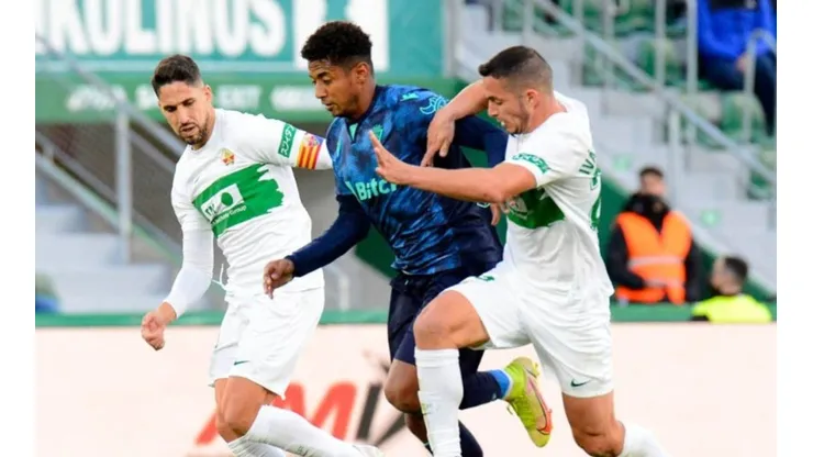 Cádiz y Choco Lozano caen a la zona del descenso