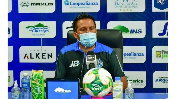 Amarini Villatoro tiene contrato hasta junio con el Pérez Zeledón