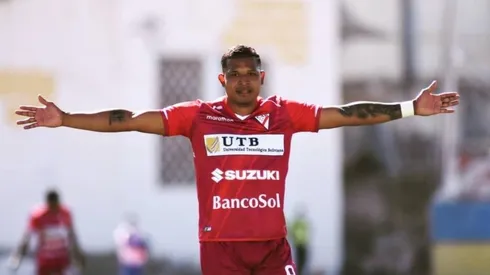 Jair Catuy anota en la victoria sobre Blooming.