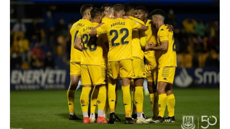 Fidel Escobar titular en el triunfo de Alcorcón en Copa del Rey.
