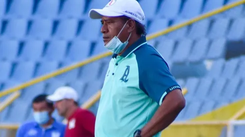 Milton Meléndez molesto con la convocatoria de la Selecta