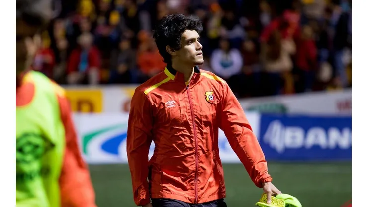 Yeltsin Tejeda habló del gran presente de Herediano