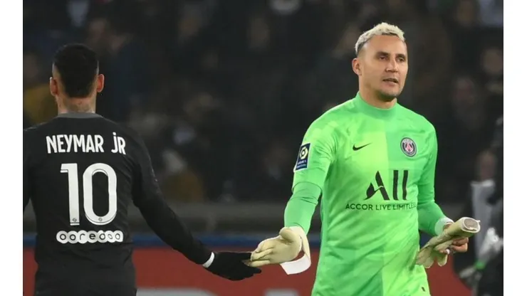 Keylor Navas se tuvo que retirar a los 64 minutos
