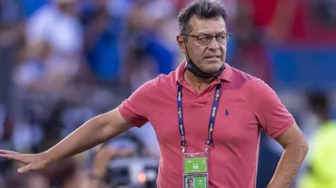 Hugo Pérez destacó que quiere quedarse en la Selecta