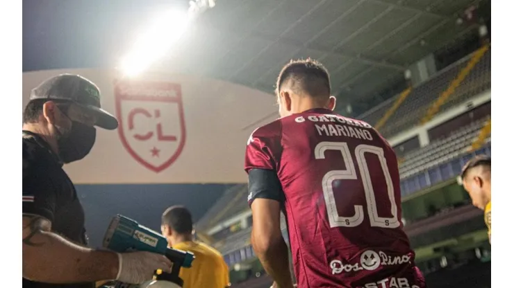 En enero podría llegar un delantero de selección al Saprissa