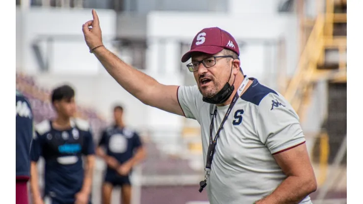 Iñaki Alonso buscará que Saprissa sea competitivo