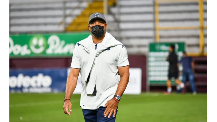 Mauricio Wright dejó de ser el DT de Saprissa (Saprissa Oficial)