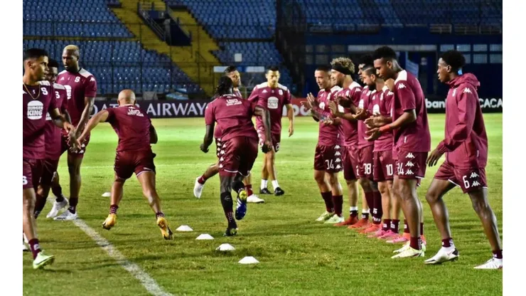 ¡El Saprissa se llevó una montaña de memes en las redes!