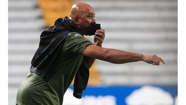 Wright asegura que Saprissa tuvo sometido a Alajuelense