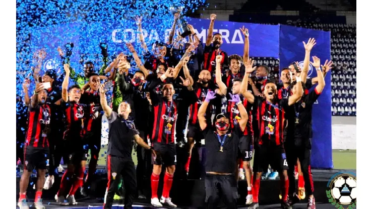 Walter Ferretti se proclama campeón de Copa