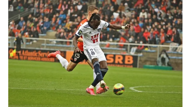 ¡Alberth Elis se estrenó como goleador con el Girondins de Burdeos!