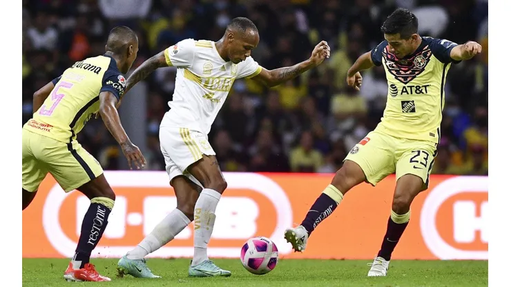 Chucho López volvió a ser titular con América