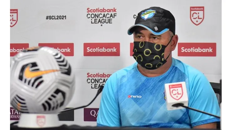 Coito afirma que Comunicaciones mereció más ante Saprissa