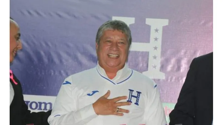 Bolillo Gómez: “Vamos a luchar por sacar a Honduras de esa posición”