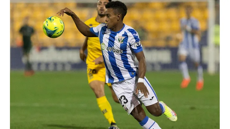 Yoel Bárcenas destaca en empate de Leganés.