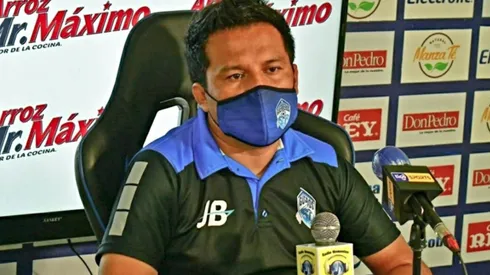 Amarini Villatoro: "Dependemos de nosotros y no quedaremos últimos"