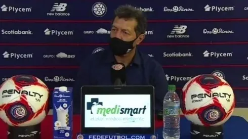 Hugo Pérez lamenta los errores de El Salvador ante Costa Rica