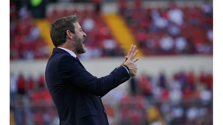 Thomas Christiansen durante el encuentro entre Panamá y Estados Unidos
