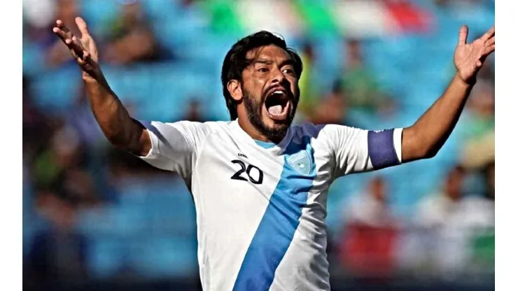 La reacción de Carlos Ruiz tras el acercamiento de Lionel Messi a su récord