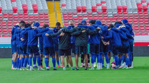 El Salvador va por la victoria en Costa Rica